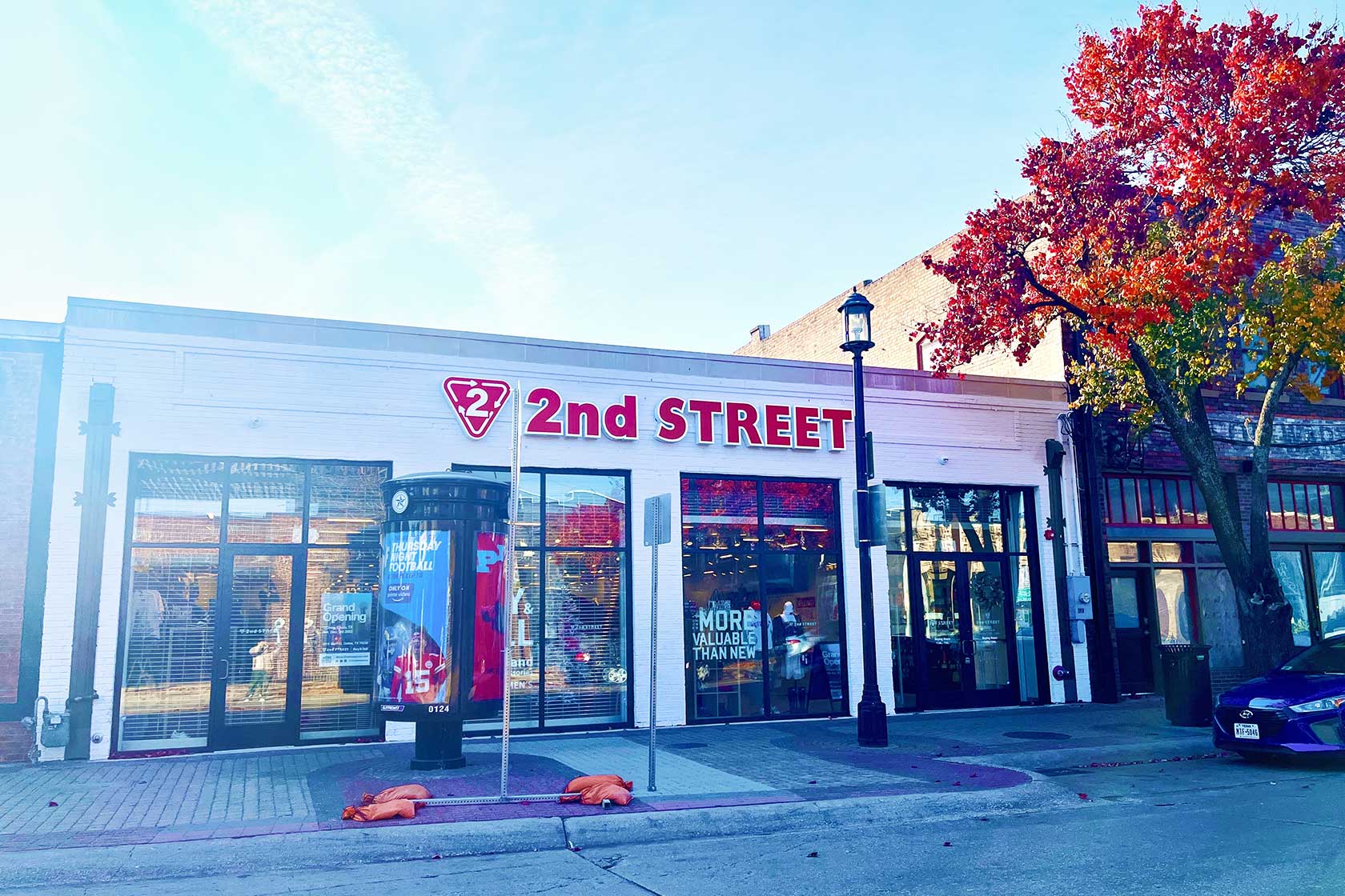 Inside a Secondhand Store in Dallas, Texas | 2nd STREET USA | 2nd Street